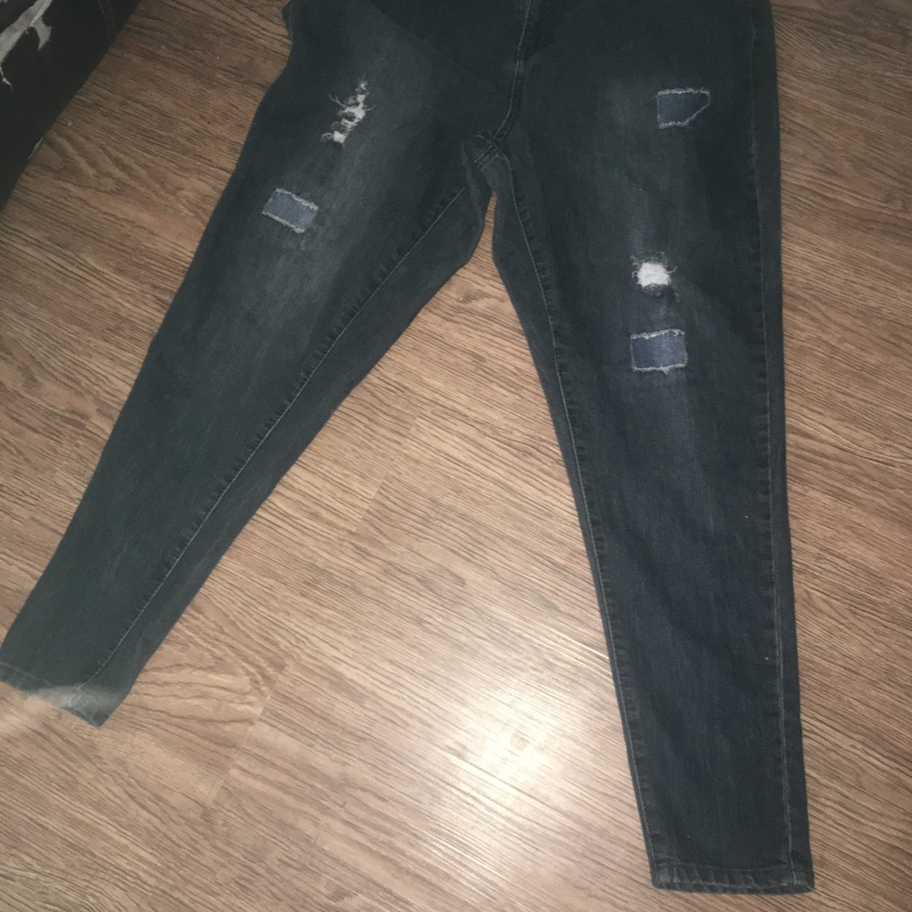 Distressed jeans Size 14/16